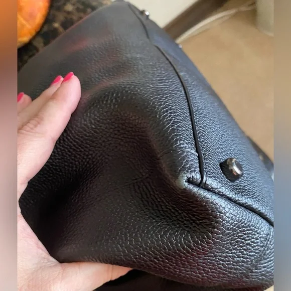 Coach - EUC - 2016 Edie Shoulder Bag 31 In Pebble Leather With Western Rivets - Picture 15 of 16